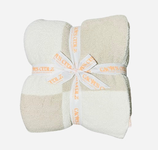 Chic Cudlz | Macadamia Tan
