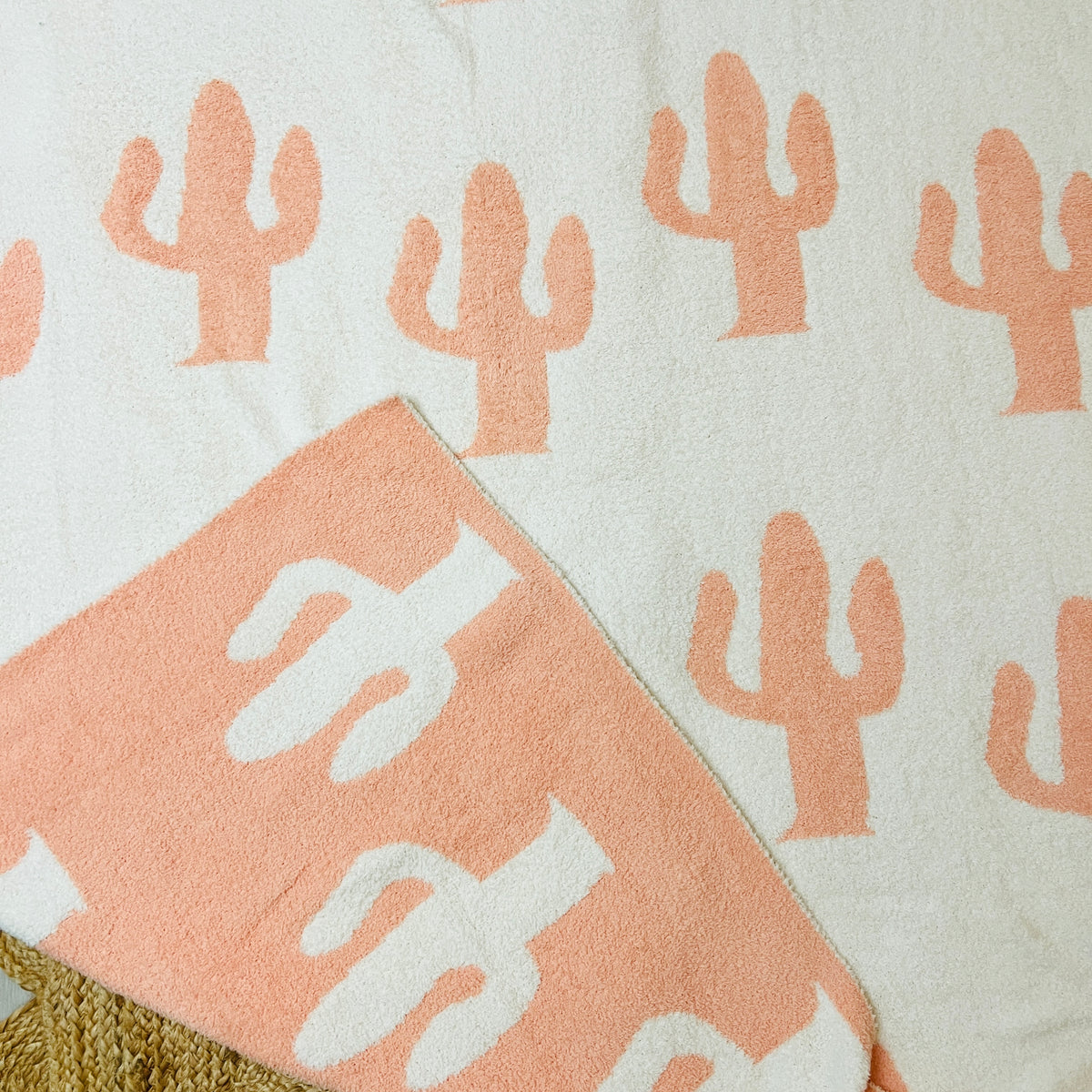 Chic Cudlz | Peach Bellini Cactus